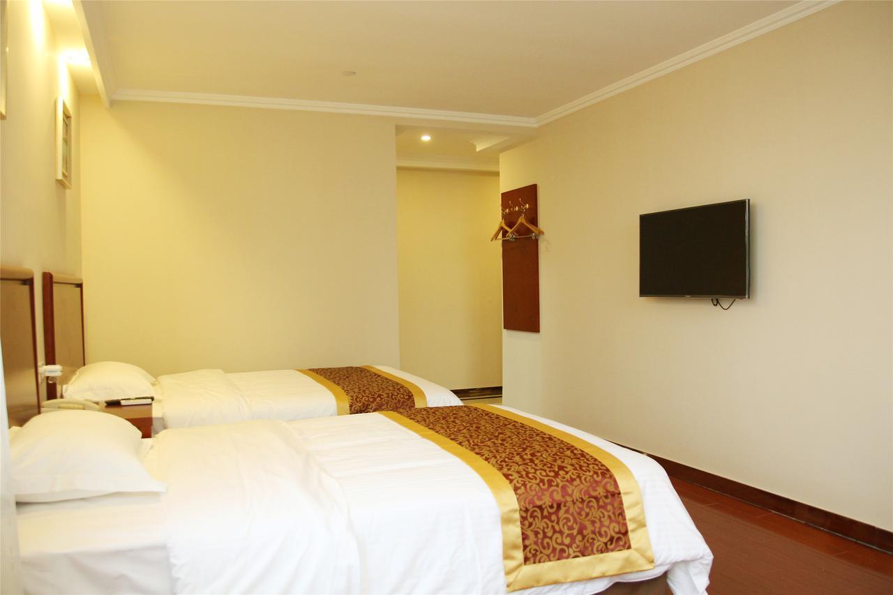 Greentree Inn Zhengzhou Xinzheng City Longhu Town Xiangyun Road Express Hotel Exterior photo