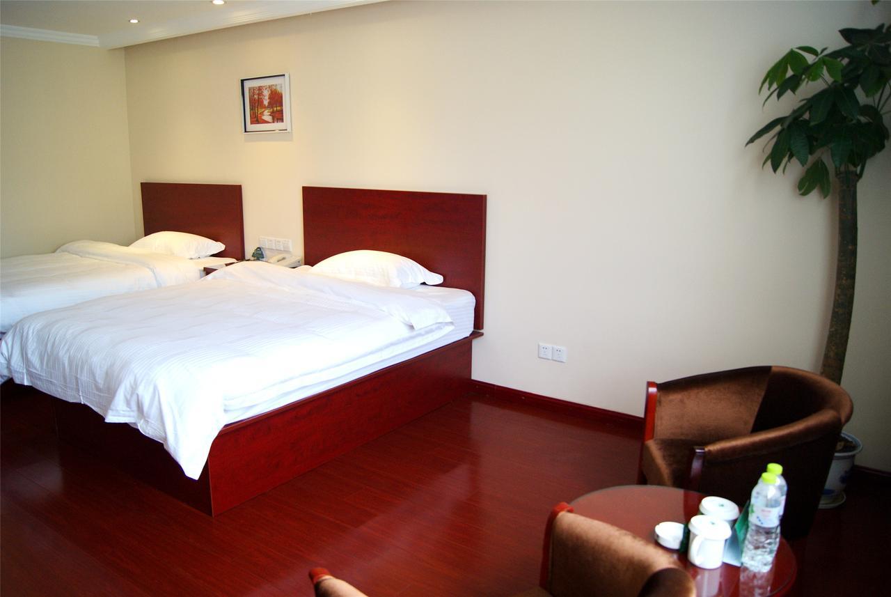 Greentree Inn Zhengzhou Xinzheng City Longhu Town Xiangyun Road Express Hotel Exterior photo