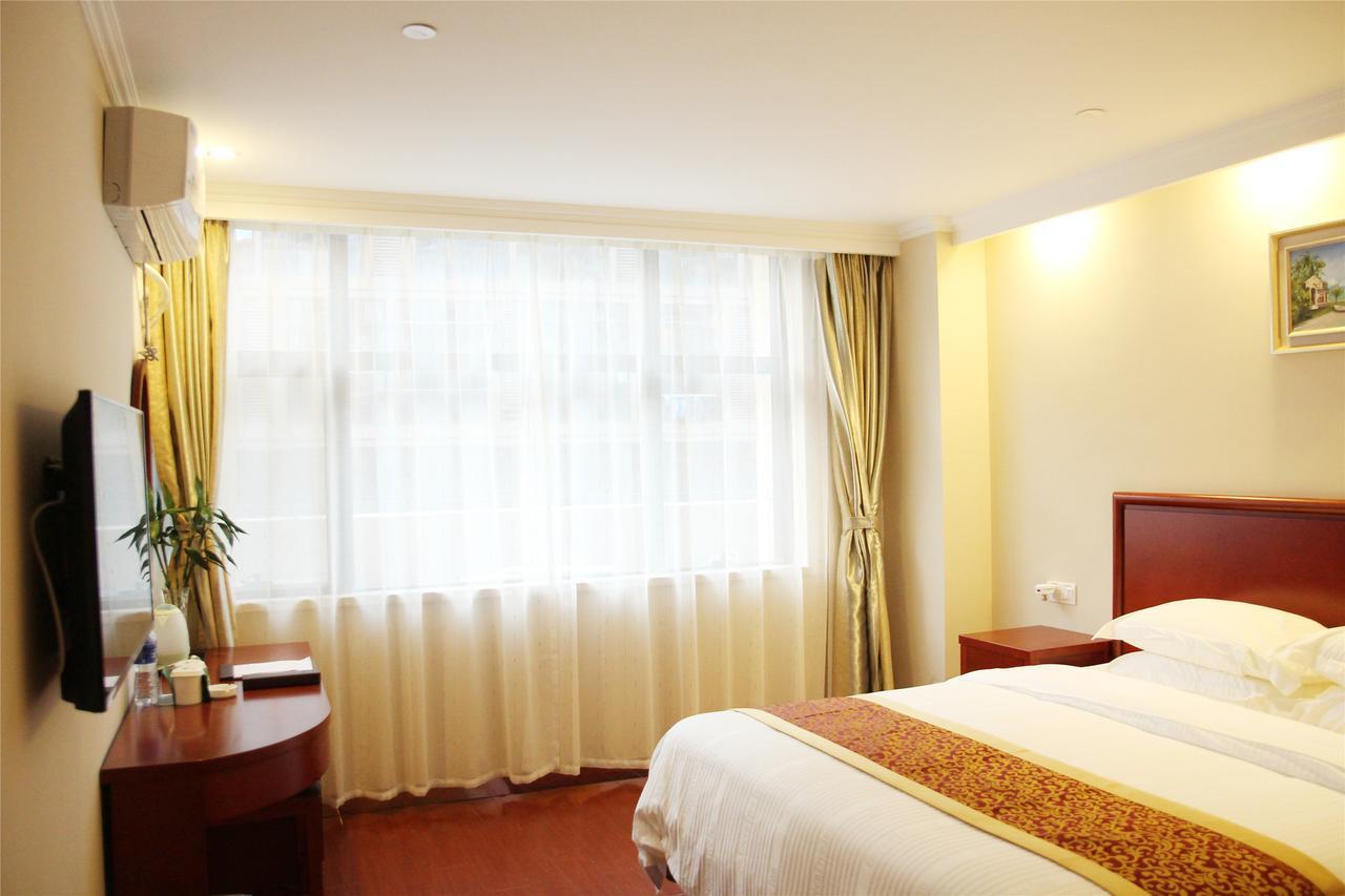 Greentree Inn Zhengzhou Xinzheng City Longhu Town Xiangyun Road Express Hotel Exterior photo